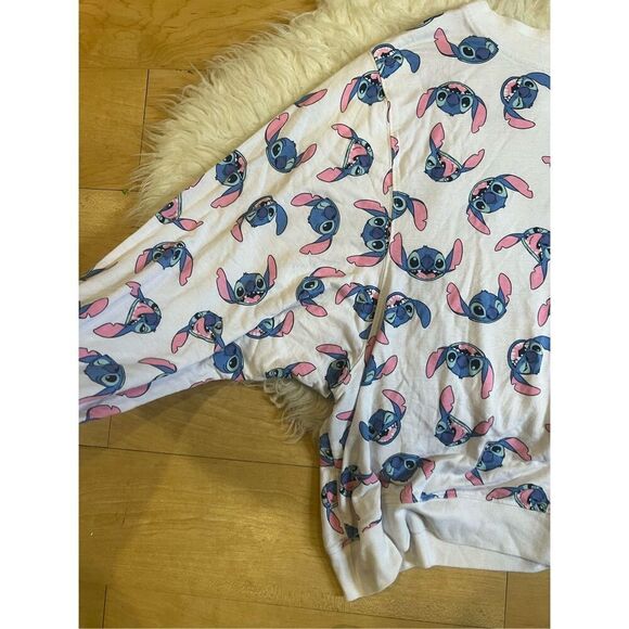 Disney Stitch pull over sweater plus size 3X - Picture 3 of 8